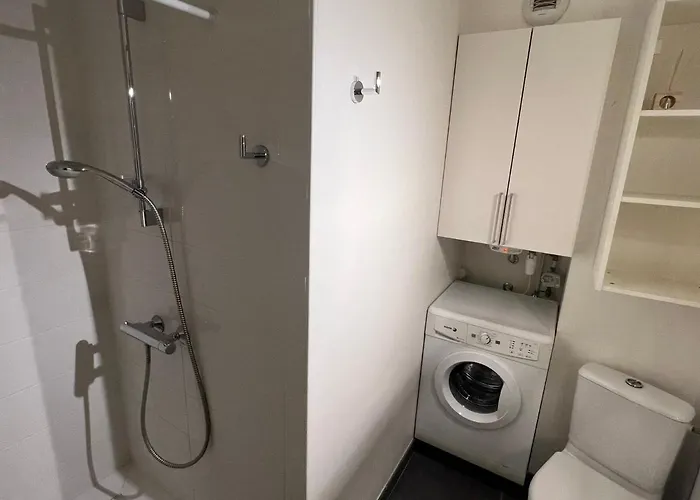 Moderne Et Cosy Avec Balcon Et Parking A - Fr-1-555-90 Appartement *